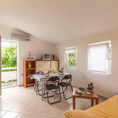 Guest house Fisa Vir