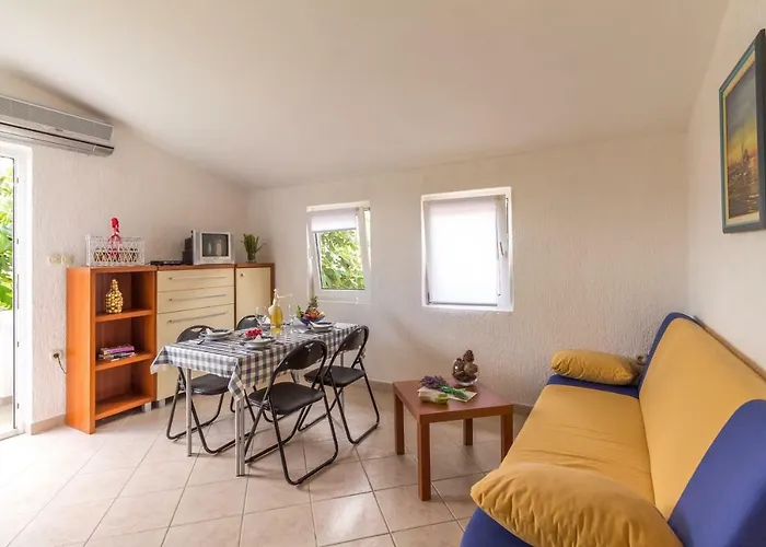 Guest house Fisa Vir